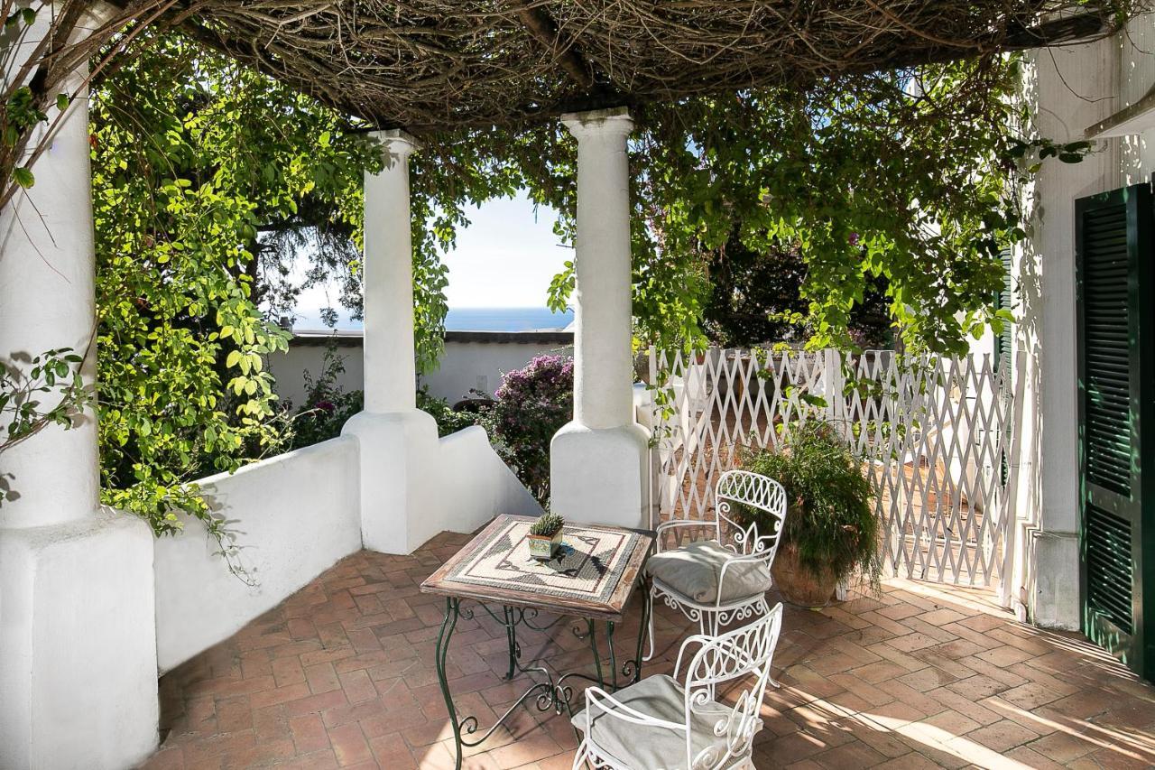Il Geranio Bed and Breakfast Anacapri  Buitenkant foto